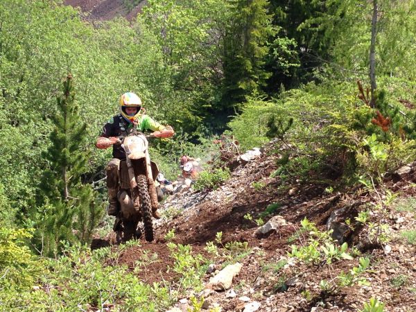 trail,vehicle,motorcycle,motocross,soil,mountain bike