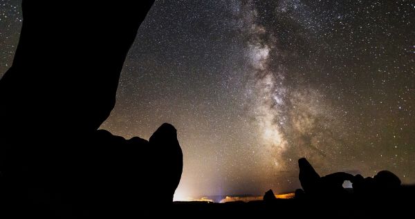 sand,rock,night,star,milky way,atmosphere