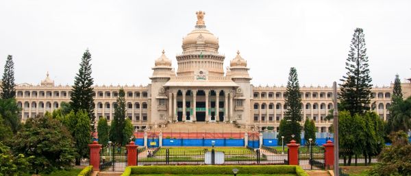 building,palace,plaza,landmark,place of worship,bangalore