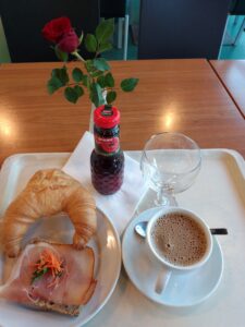 Petit Déjeuner à la Fasanenstraße