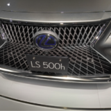 LEXUS LS500のフロントグリル2