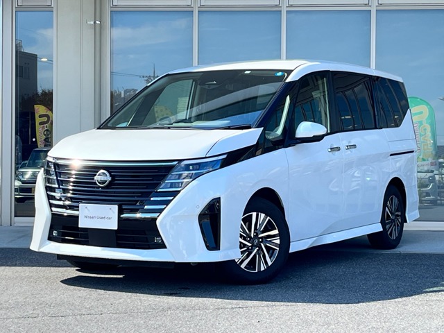 日産 セレナ 2.0 ハイウェイスターV 登録済未使用車プロパイAVM両側オートLED 奈良県