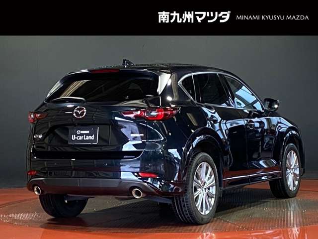 【CX-5】上質感と精悍さを兼ね備え、ワイド感を強調した意匠...