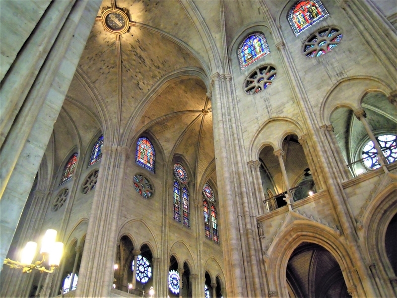  フランス・ノートルダム大聖堂（Cathédrale Notre-Dame de Paris）