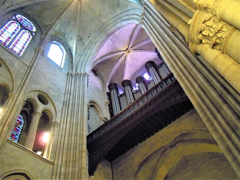  フランス・ノートルダム大聖堂（Cathédrale Notre-Dame de Paris）