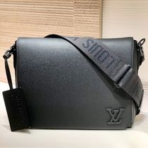 雑誌掲載 直営店★Louis Vuitton★アエログラム メッセンジャー