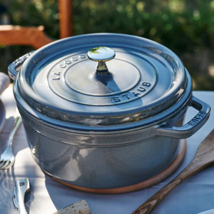 Staub 鍋・調理器具 Staub 円形 ココット 18cm ST101818 ★送料込/追跡付