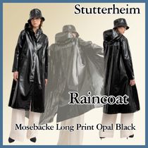 Stutterheim Mosebackeロングプリントオパールレインコート