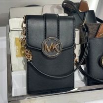 セールMichael Kors Carmenスマホフォンクロスボディバッグ