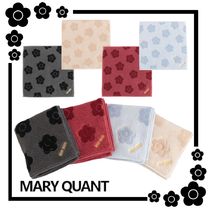 MARY QUANT セイムトーンデイジー ミニタオル ロゴ刺繍 ギフトも