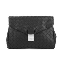 【国内即発】BOTTEGA VENETA クラッチ 630233 VCRL2 8803