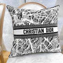 お部屋をお洒落に♪【Dior】パリモチーフ ラージ クッション