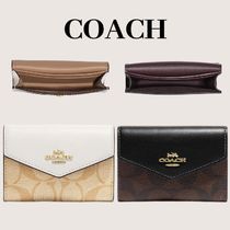 国内発送**COACH ** フラップ カード ケース 名刺入れ　Giftに☆