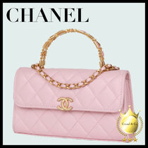 【他カラー◎】CHANEL (シャネル) ■ ラムスキン フォン ケース