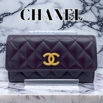 シャネル【CHANEL】大人可愛い! フラップウォレット 長財布