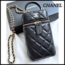 Chanel phone bag / vanity case with handle  【CHANEL】