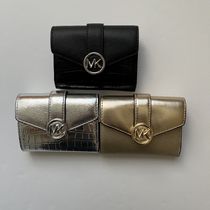 【Michael Kors】CARMEN MD FLAP 三つ折り財布☆