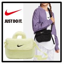 ★送料・関税込★Nike★NSW FAUX FUR CROSSBODY BAG★