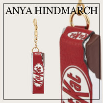 【ANYA HINDMARCH】新作！キットカット チャーム【関税込】