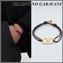 【関税込】◆VALENTINO GARAVANI◆Vロゴ レザー ブレスレット