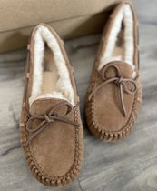 大人もOK 追跡有送料込【UGG】Dakota Moccasins