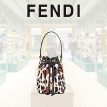 人気☆【FENDI】巾着バッグ アニマル柄 ロゴ 普段使いも◎