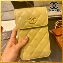 【入手困難】 CHANEL イエロー フラップ フォン ケース