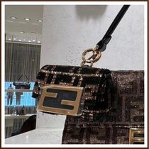 FENDI ミニバッグとしても可愛らしい！ ナノ バゲット チャーム