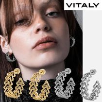 VITALY　存在感のあるピアス 　ピアス　ロゴ　コラボ