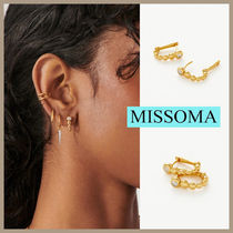 ★MISSOMA★ ARTICULATED STONE BEADED OVATE HUGGIES