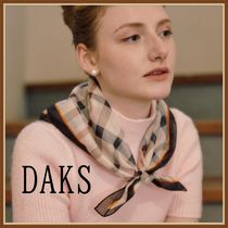 ギフトok◆DAKS◆ブラウンチェック正方形コットンシルクスカーフ