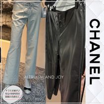 【24SS★上品に艶めく☆美しいライン♪】CHANEL レザー パンツ