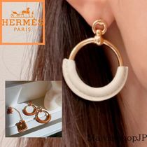 人目を引く可愛さ☆【HERMES】エルメス Loop earrings(ゴールド)