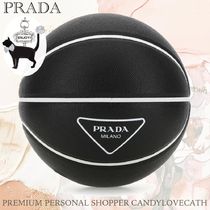 PRADA バスケットボール