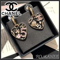 新作◎耳元華やかに♪【CHANEL】ピアス