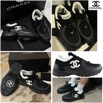 《オシャレ♪クール》 CHANEL スニーカー