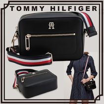 【すぐ届く】TOMMY HILFIGER アイコニックトミーカメラバッグ