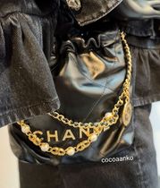 【入荷極小】CHANEL メティエダール限定 CHANEL22 ミニ パール付
