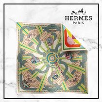 不思議【HERMES】シルク スカーフ 90 A la Lumiere du Flambeau