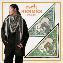 美しい２匹の番い豹 Hermes Jungle Love giant triangleスカーフ