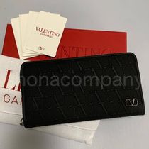 【関税込】◆VALENTINO GARAVANI◆モノグラム ジップ 長財布