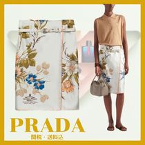 新作☆日本未入荷【PRADA】プリント入り シルクツイル スカート