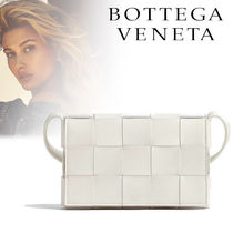 正規店【BOTTEGA VENETA】スモール カセット ショルダーバッグ