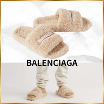 ♦BALENCIAGA♦フェイクムートンスライドロゴ刺繍入り