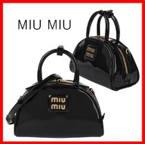 ☆韓国の人気【MIU MIU】☆パテント 革ロゴ トートバッグ☆