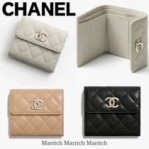 CHANEL《シンプルで品のある》スモール フラップ ウォレット