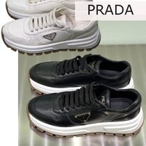 【PRADA】ロゴ レザー スニーカー ローカット トライアングル