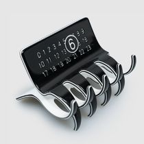 【MM6 MAISON MARGIELA】ブラック＆ホワイト ロゴ ヘアクリップ