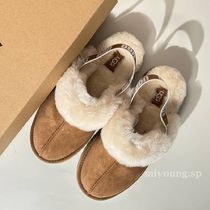 大人もOK!! UGG Funkette Slides Kids ★関税&送料込