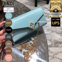 6万取引突破★UPS速達便利用！【FENDI】チェーン付き長財布